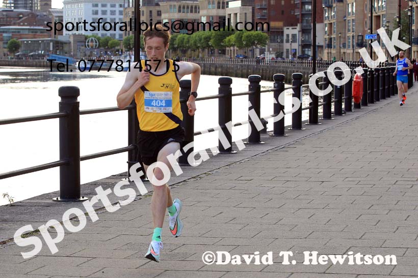 The 2022 Bridges of the Tyne 5 Mile (organised Tyne Bridge Harriers), Quayside, Newcastle, Tuesday, July 5th. Photo: David T. Hewitson/Sports for All Pics